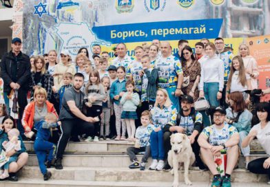 «Борись, перемагай — мир для України здобувай!»: поліцейські кінологи доучились до Олімпійського дня
