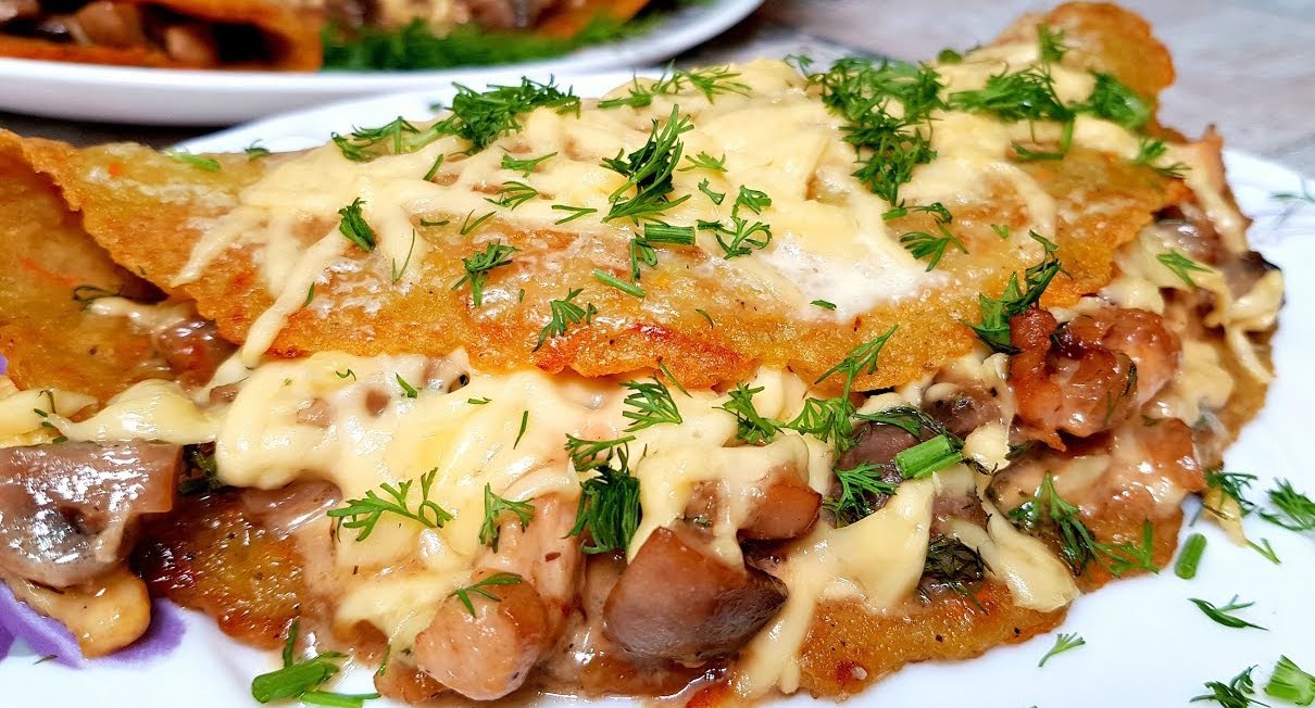 Деруны с грибами по-гуцульски: рецепт гуцульской кухни